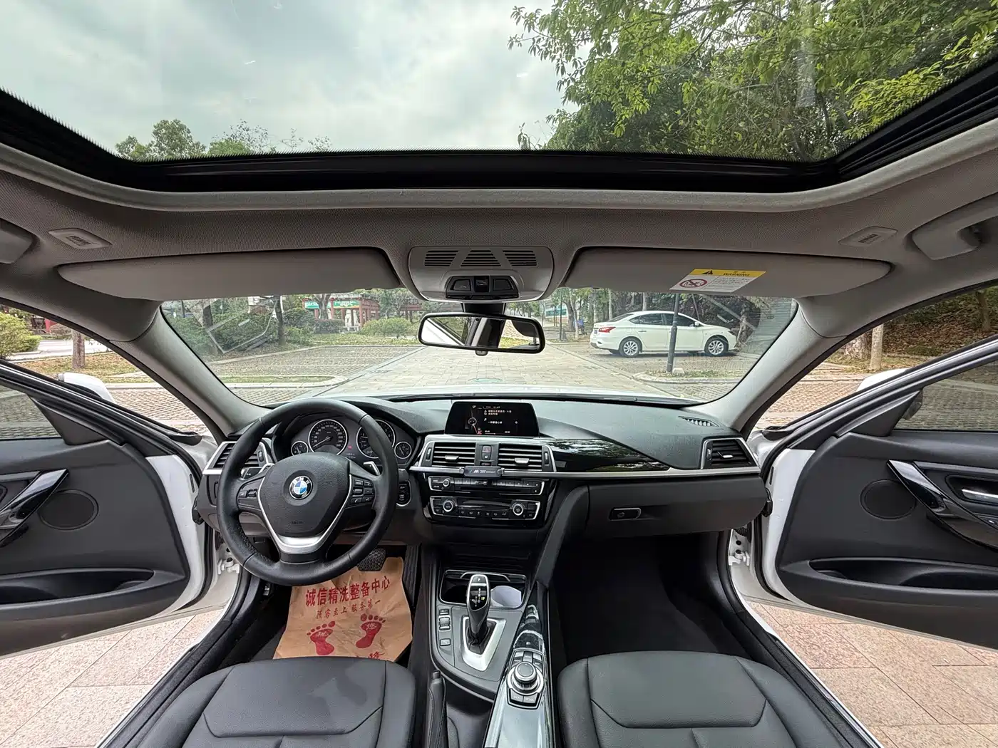 BMW 3 Series 2017 320Li M Sport фото 6