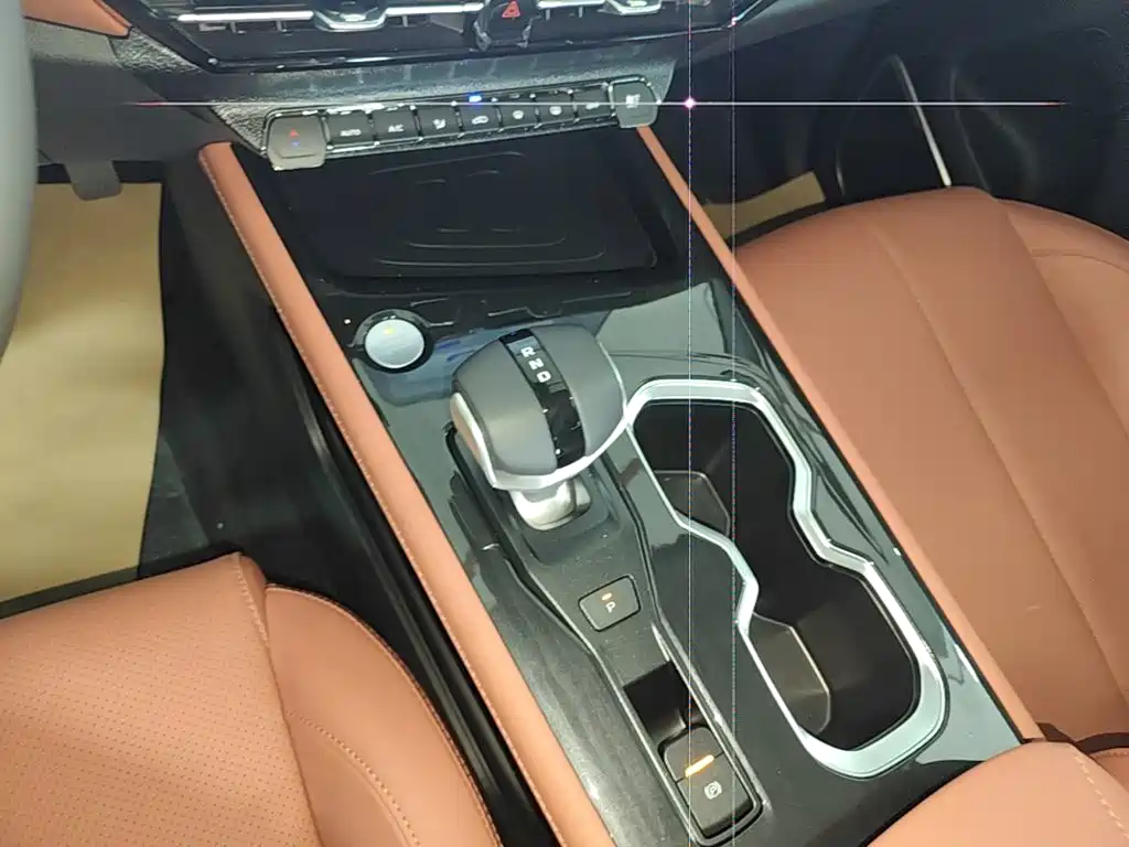 Changan CS75 2025 2025 PRO 1.5T Premium 7-Seater
