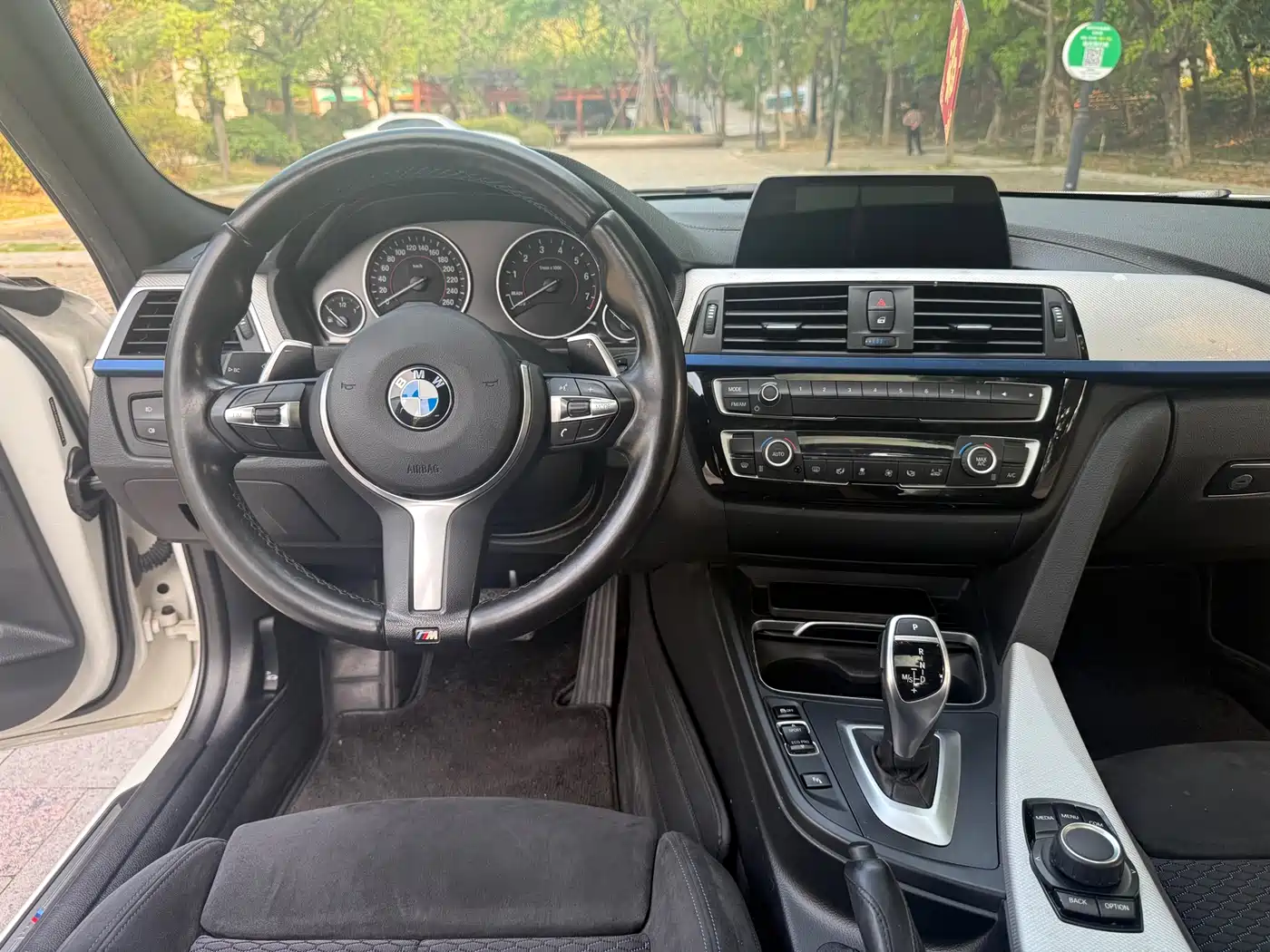 BMW 3 Series 2018 320i M Sport Package фото 7