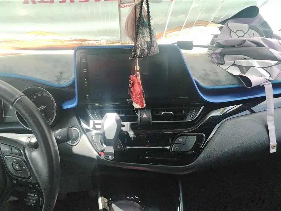 Toyota IZOA 2018 2.0L Yichi Edition China V фото 12