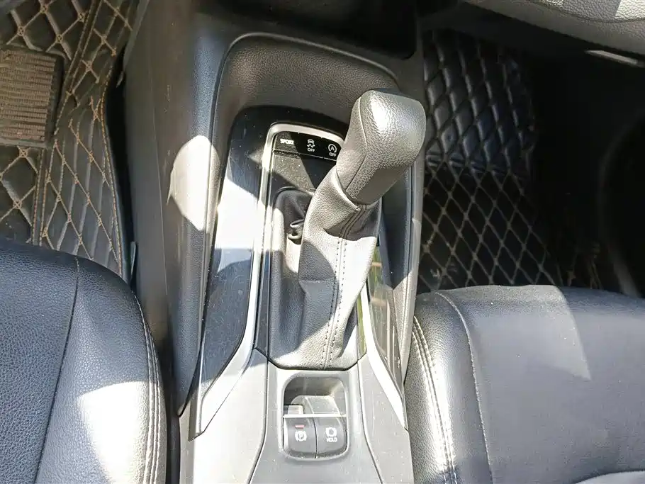 Toyota Corolla 2021 1.2T S-CVT Pioneer Edition фото 16