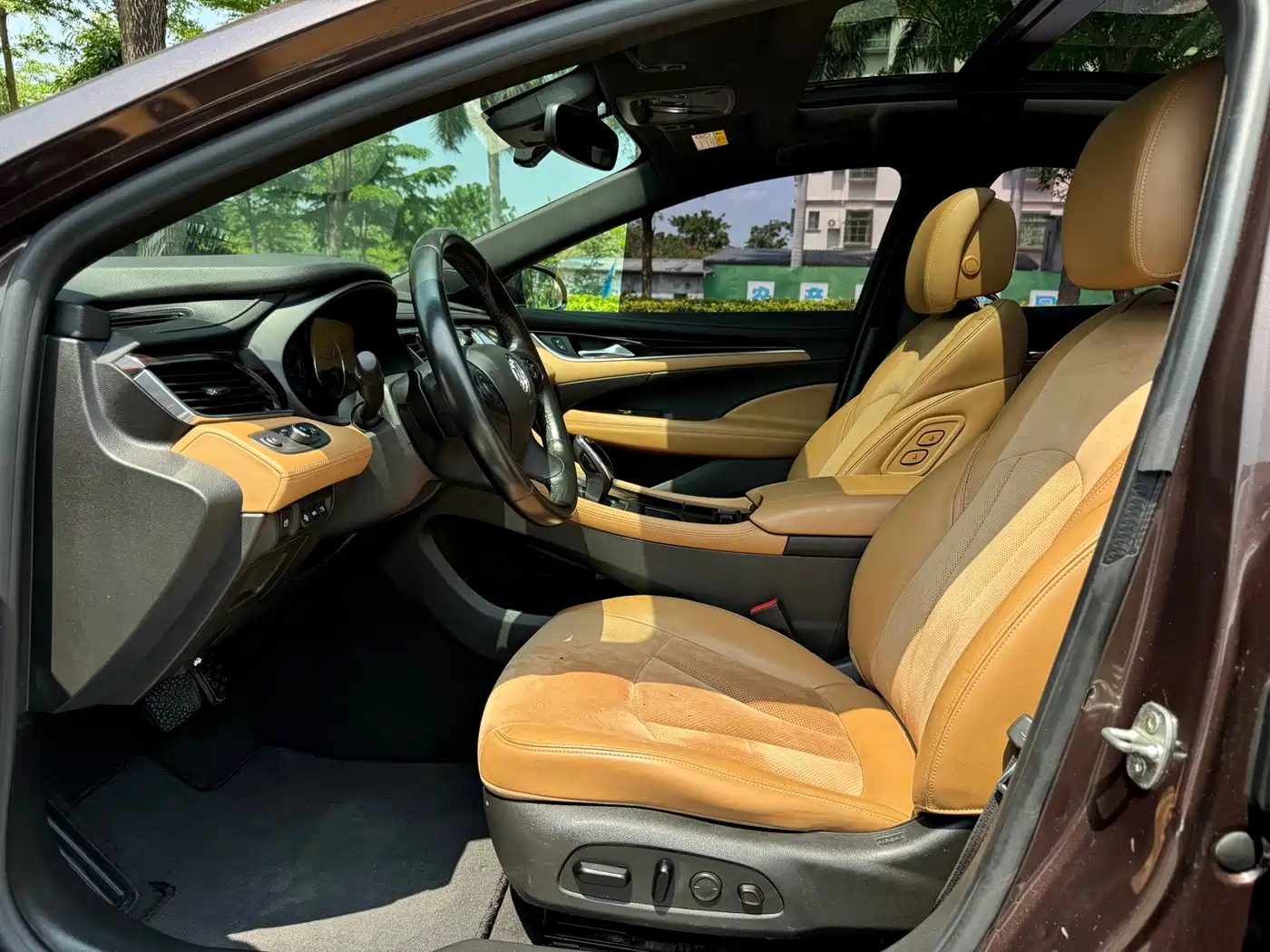 BUICK LACROSSE