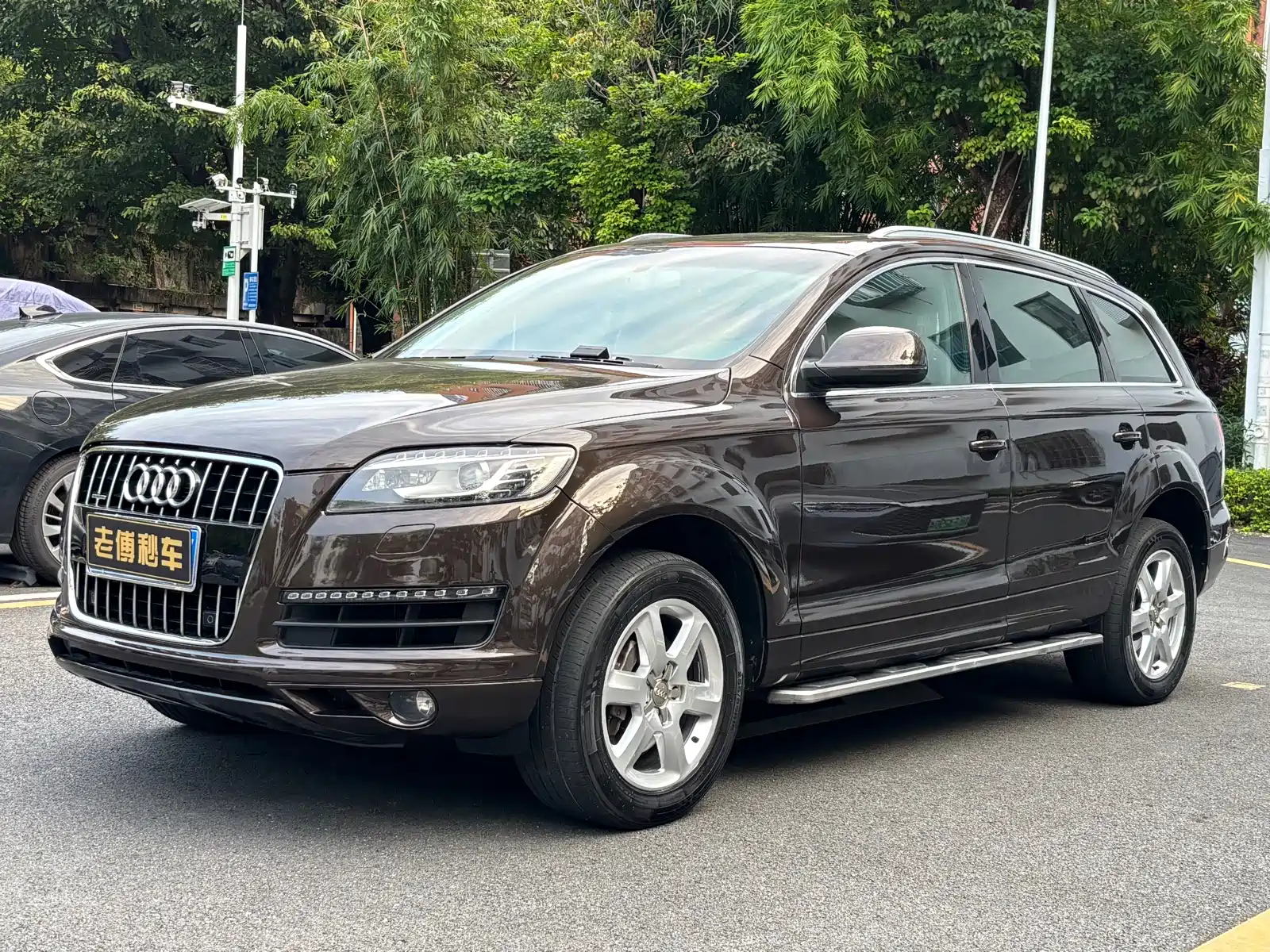 Фото 1 - Audi Q7