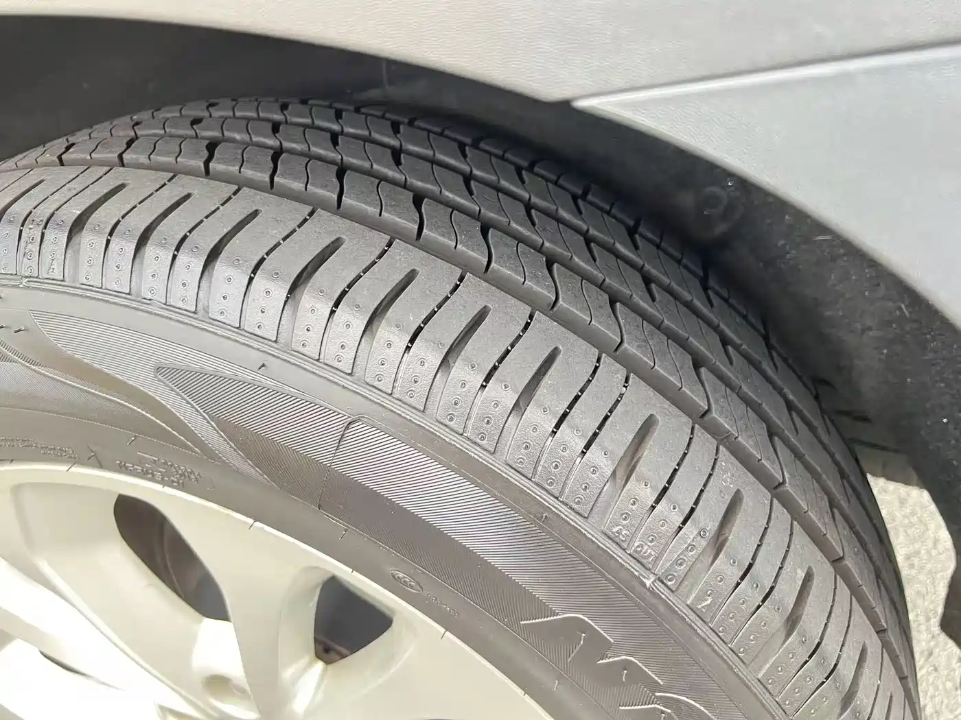 Kia Sorento 2012 2.4L Gasoline Luxury Edition фото 9