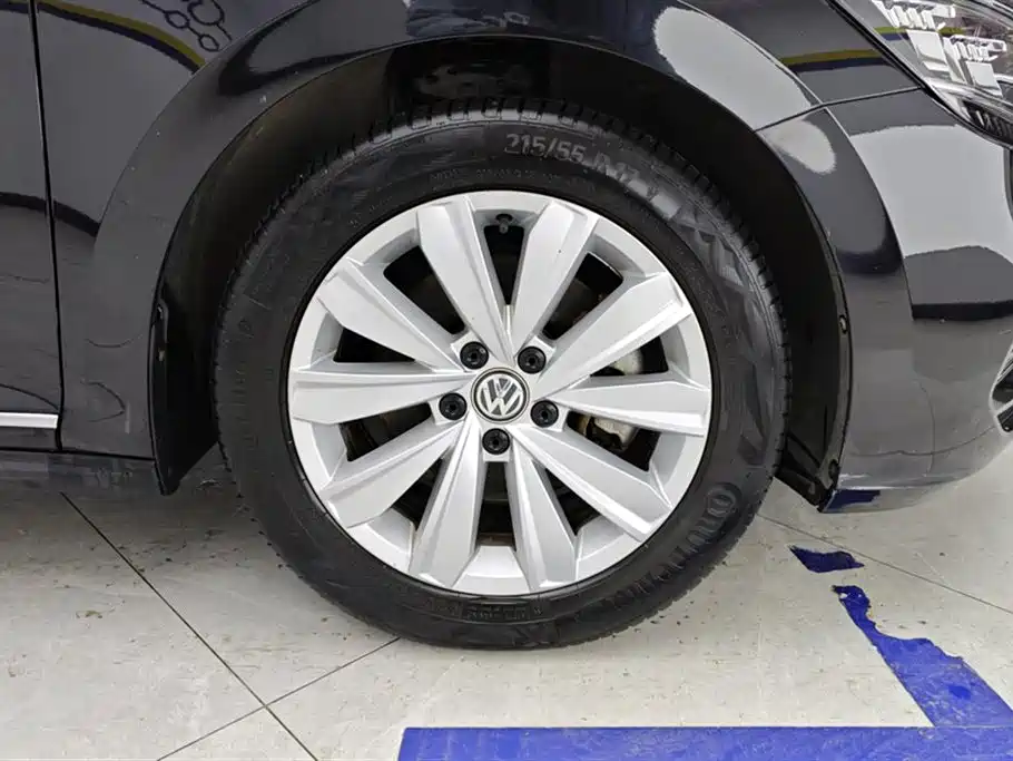 Volkswagen Passat 2019 330TSI Elite (China V) фото 6