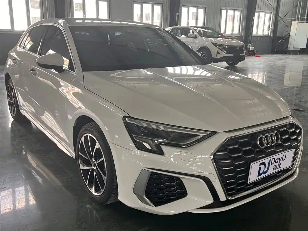 Audi A3 2023 Facelift Sportback 35 TFSI Progressive Sport фото 3