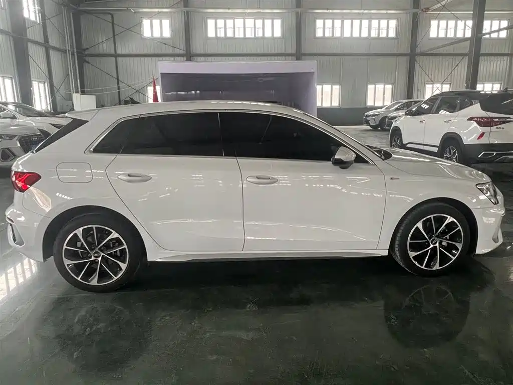 Audi A3 2023 Facelift Sportback 35 TFSI Progressive Sport фото 8