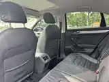 صورة 9 - Volkswagen Lamando