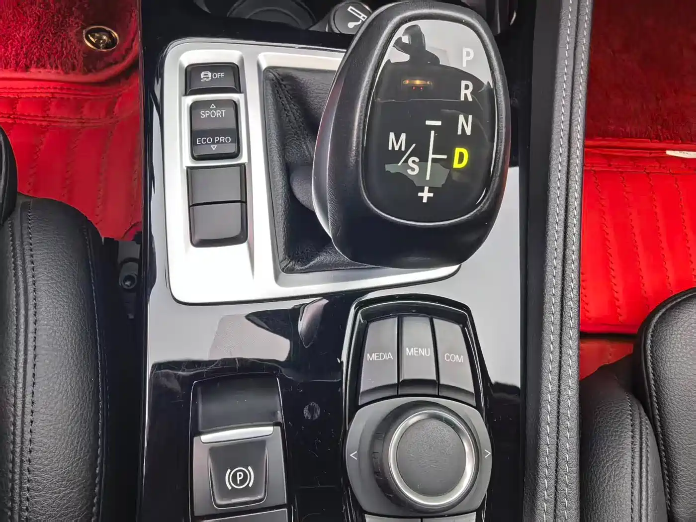 BMW 1 Series 2019 118i M Sport Package фото 23