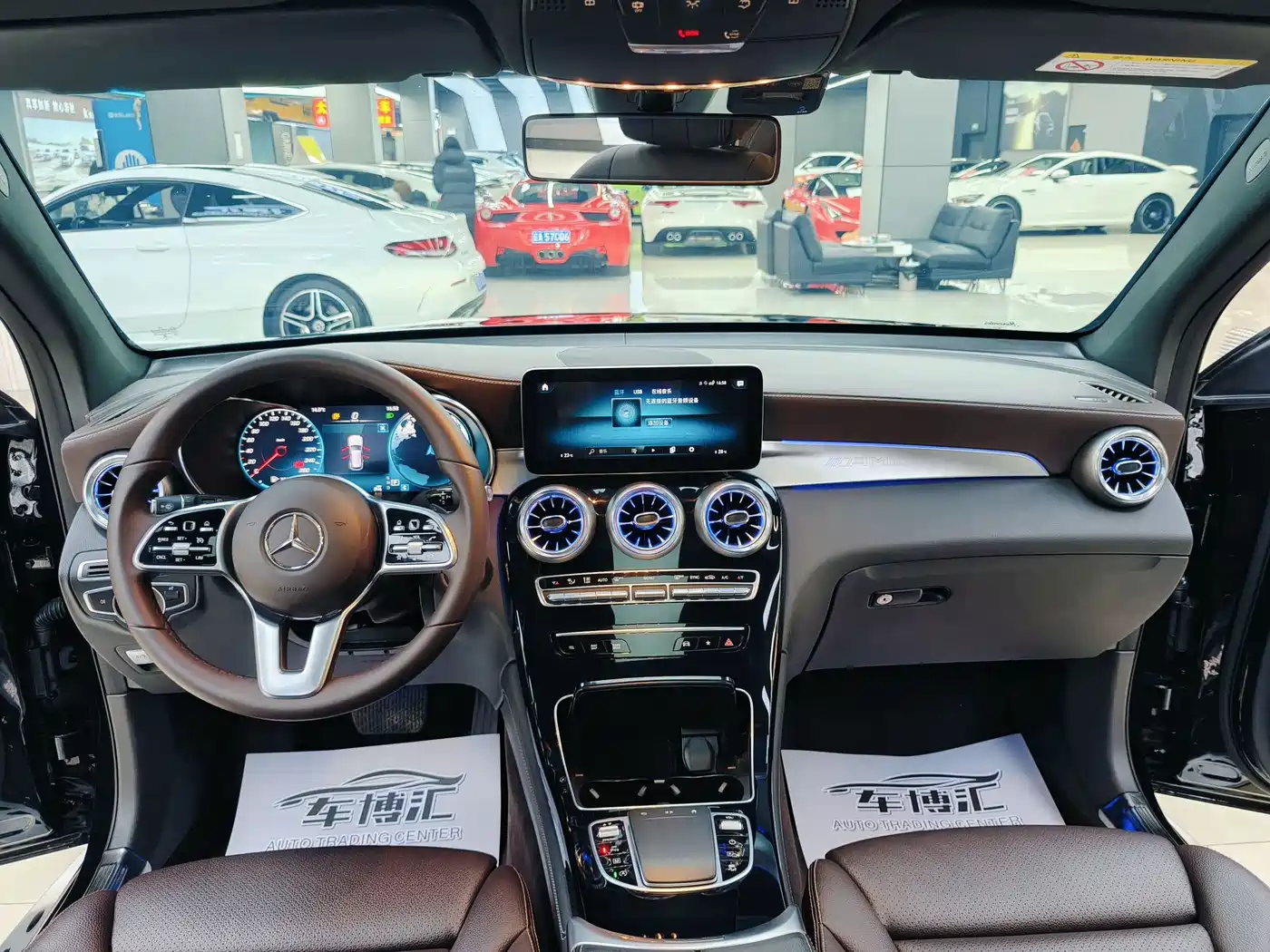 Mercedes-Benz GLC 2021 GLC 260 L 4MATIC Sporty фото 12