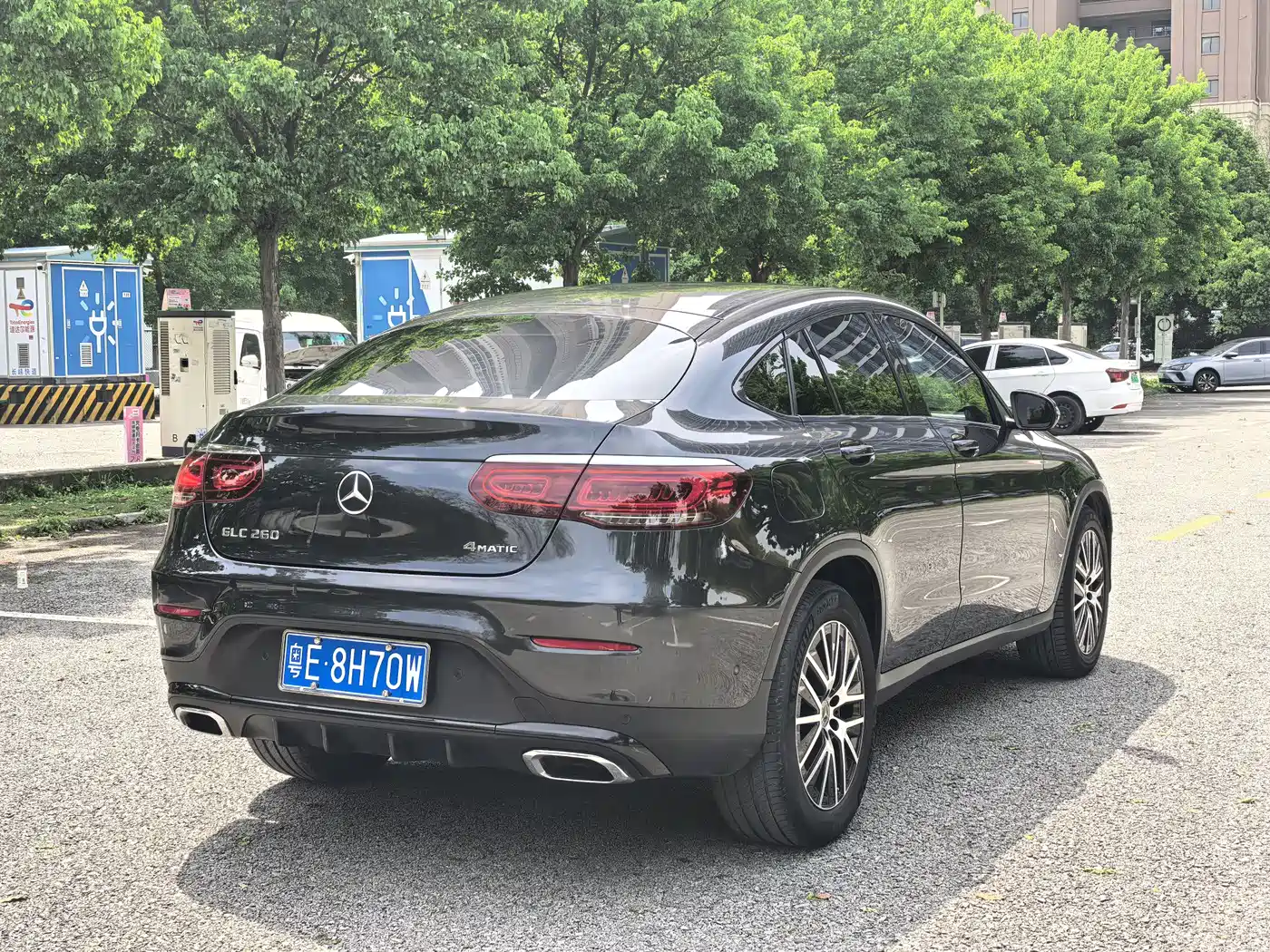 Mercedes-Benz GLC Coupe 2022 GLC 260 4MATIC Coupe SUV фото 13