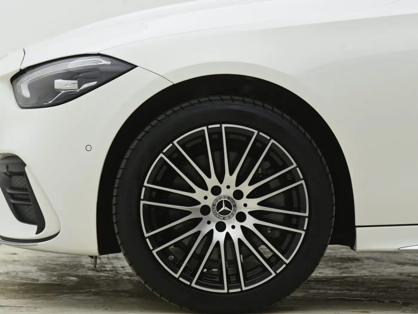 Mercedes-Benz C-Class 2025 C 260 L Sport Edition фото 10