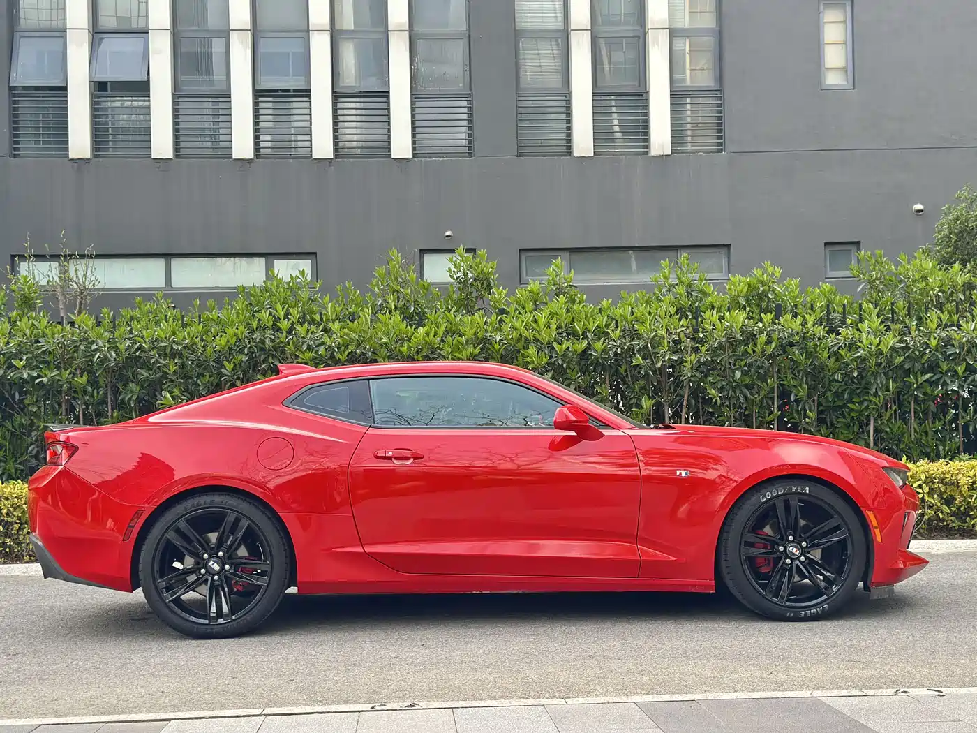 Chevrolet Camaro 2017 2.0T RS фото 12
