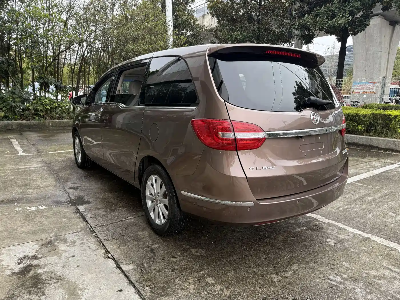 Buick GL8 2018 28T Comfort China VI фото 8