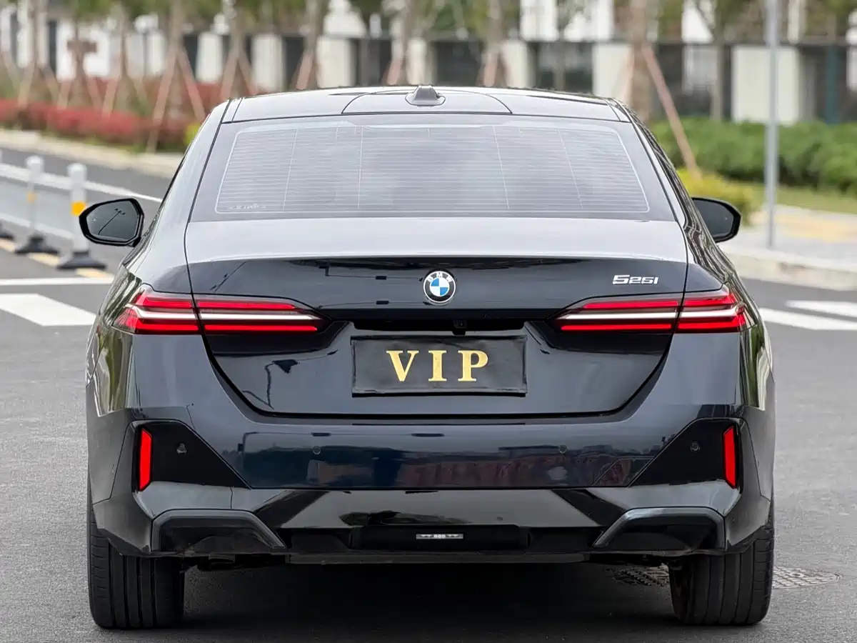 BMW 5 SERIES (IMPORTED)
