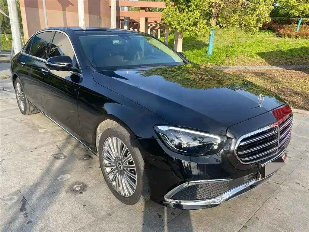 Mercedes-Benz E-Class 2022 Second Facelift E 300 L Luxury фото 3