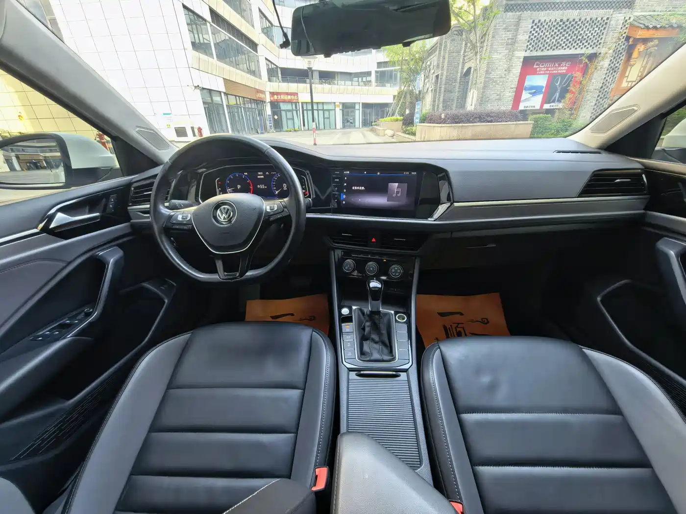 Volkswagen Sagitar 2022 280TSI DSG Surpassing Edition фото 15
