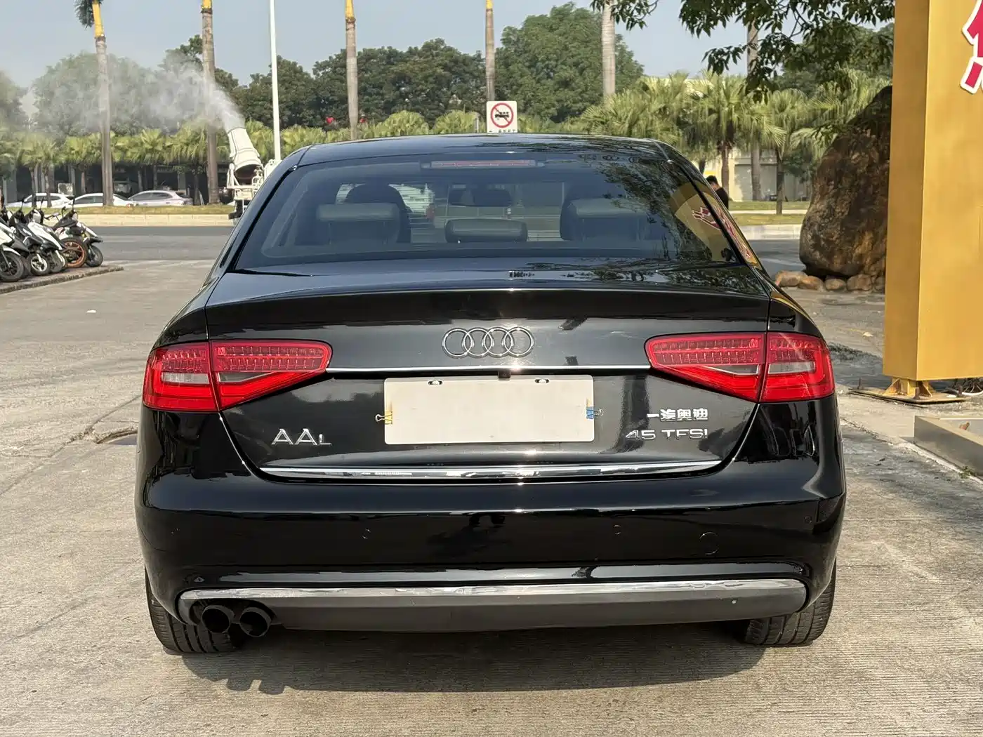 Audi A4L 2013 35 TFSI Automatic Standard фото 10