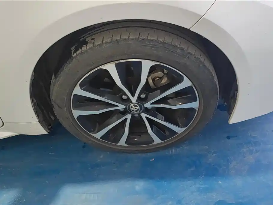 Toyota Levin 2021 185T CVT Sport Edition фото 6