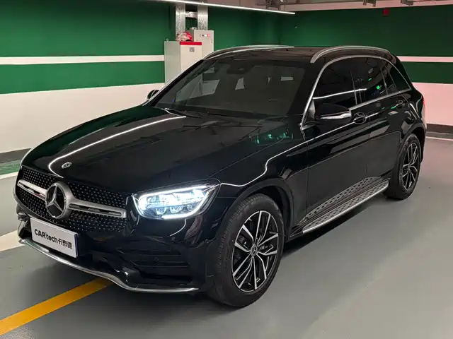 MERCEDES-BENZ GLC