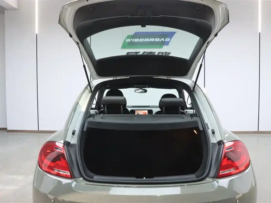 Volkswagen Beetle 2014 1.2TSI Fashion Edition фото 17