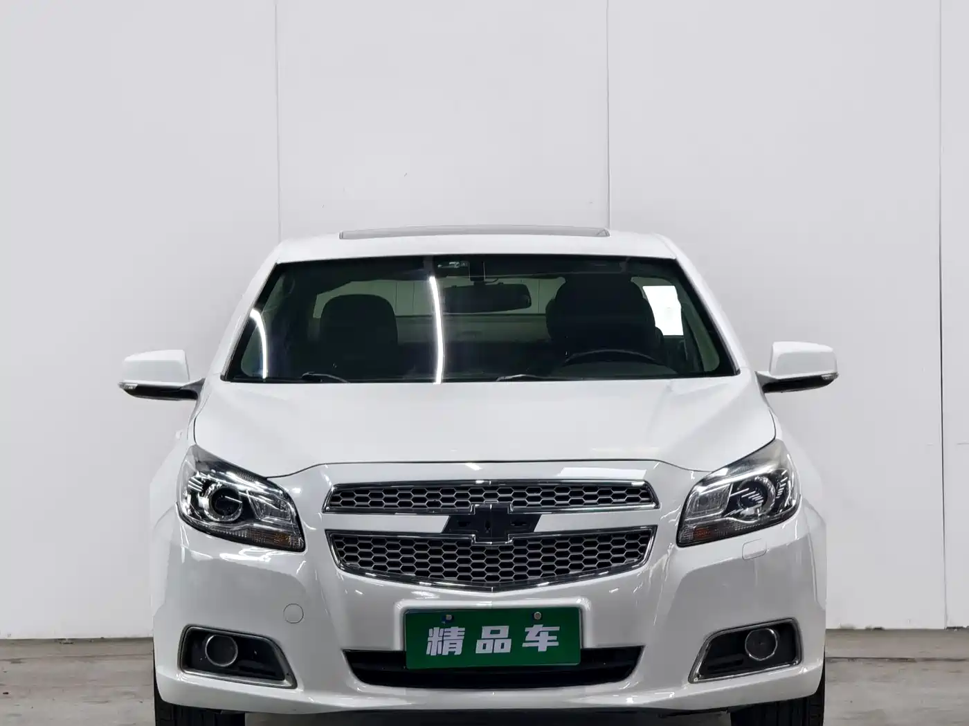 Chevrolet Malibu 2014 2.0L Automatic Luxury фото 2