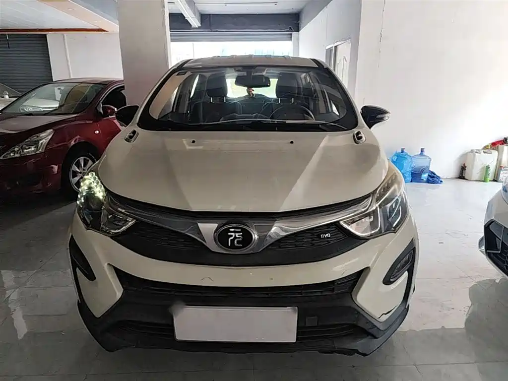 BYD Yuan 2016 1.5L Automatic Luxury фото 3
