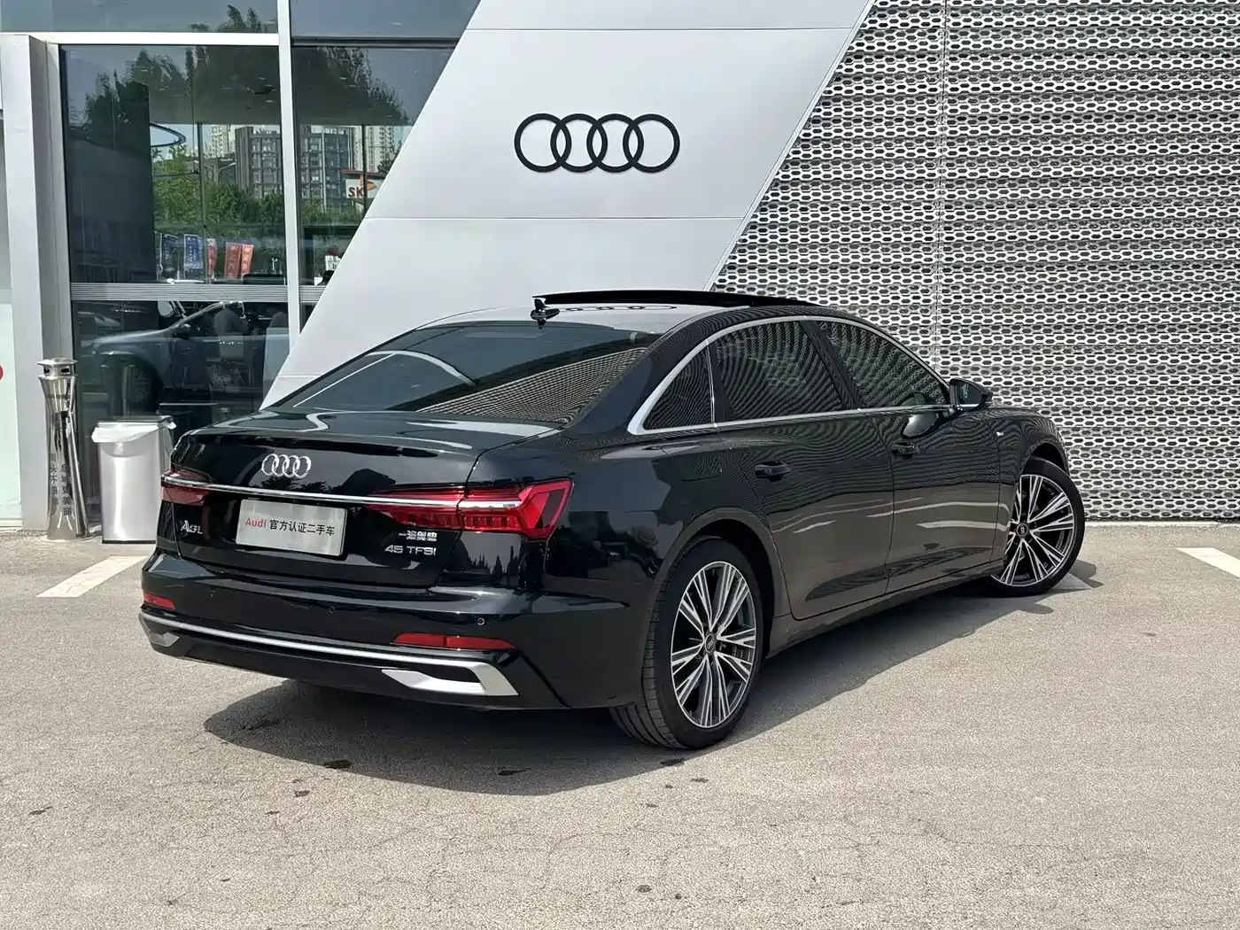 Audi A6L 2024 45 TFSI Premium Dynamic фото 3
