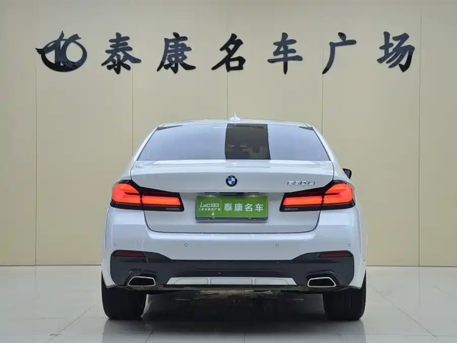 BMW 5 Series 2023 530Li Leading M Sport Package фото 3