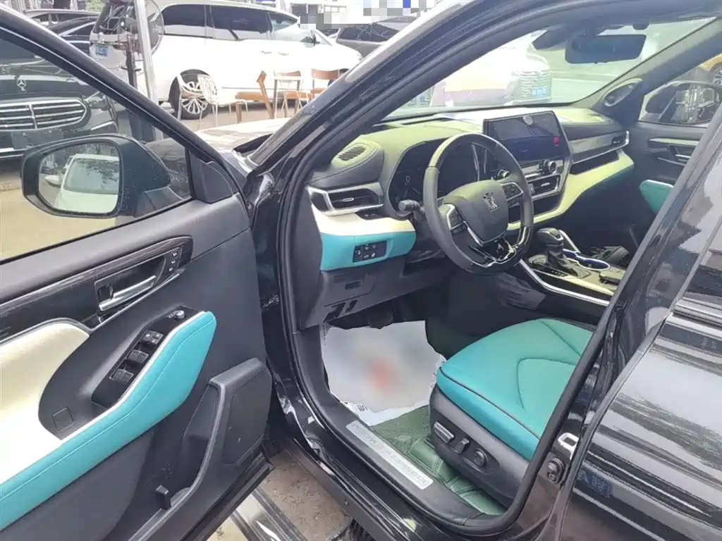 Toyota Crown Kluger 2022 2.5L HEV 4WD Flagship Edition фото 16