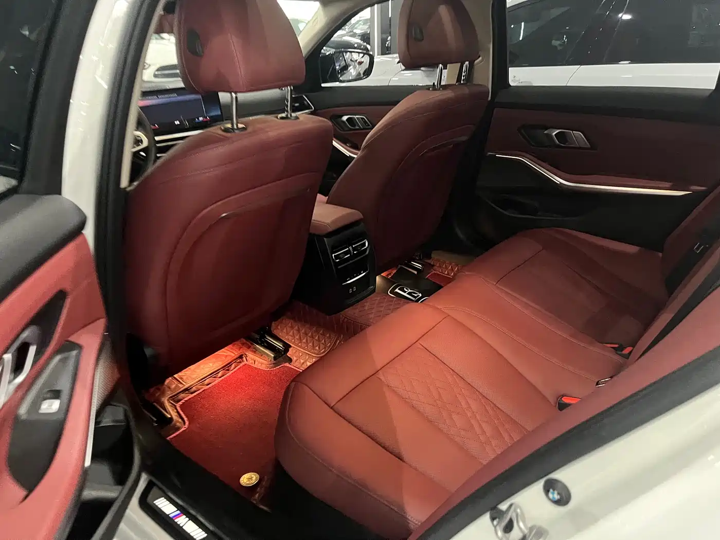 BMW 3 Series 2024 325Li M Sport Package фото 5