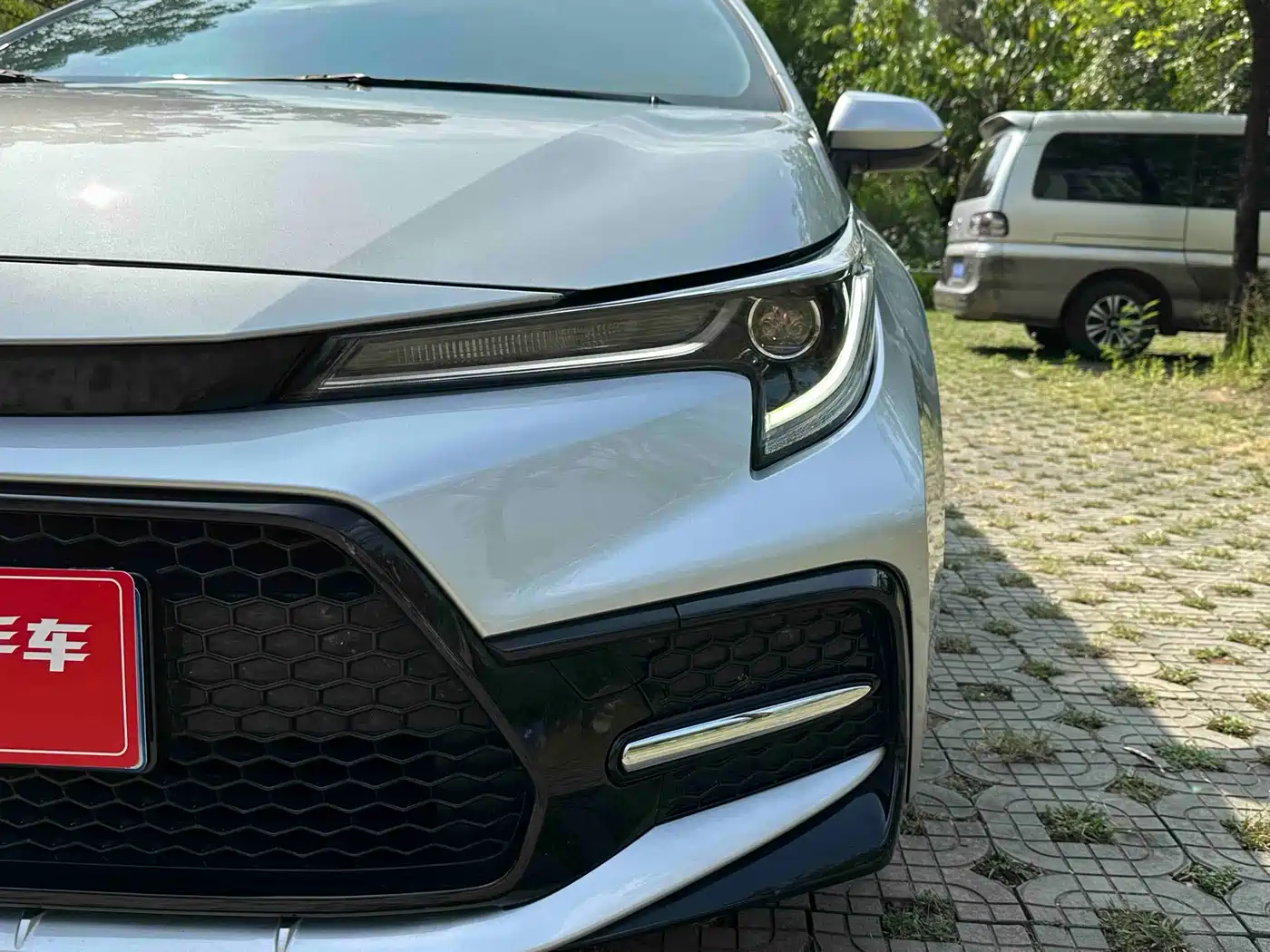 Toyota Levin 2022 Dual Engine 1.8H E-CVT Sport Edition фото 30