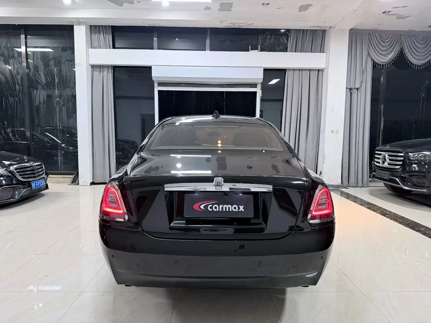 Фото 8 - Rolls-Royce Ghost