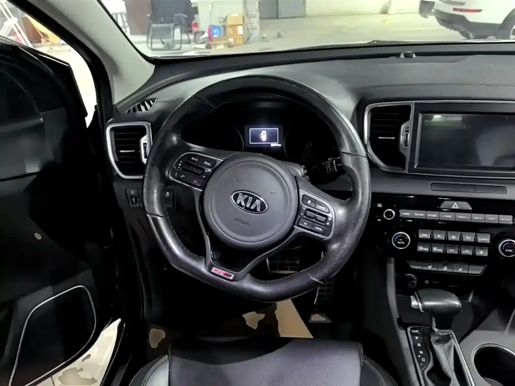 Kia KX5 2016 Model 1.6T Automatic 2WD Premium фото 11