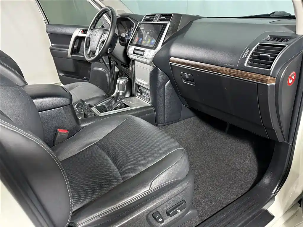 Toyota Prado 2019 3.5L Automatic TX-L Zunxiang Edition with Rear-mounted Spare Tire фото 6