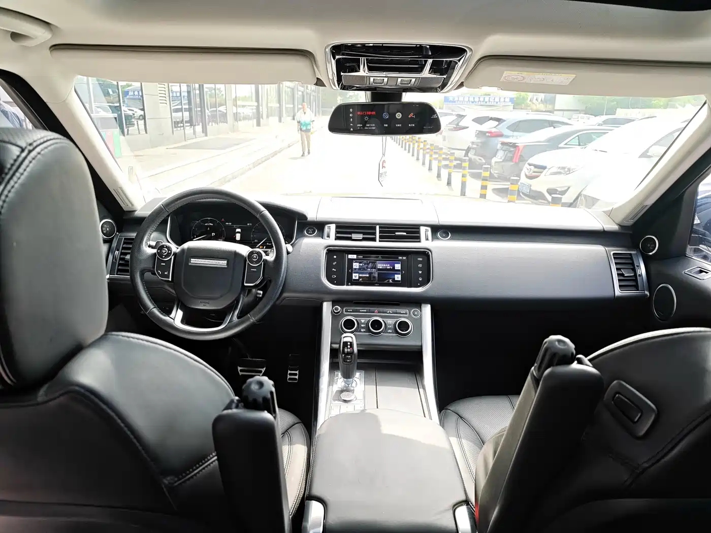Land Rover Range Rover Sport 2016 Model 3.0 SC V6 HSE фото 5