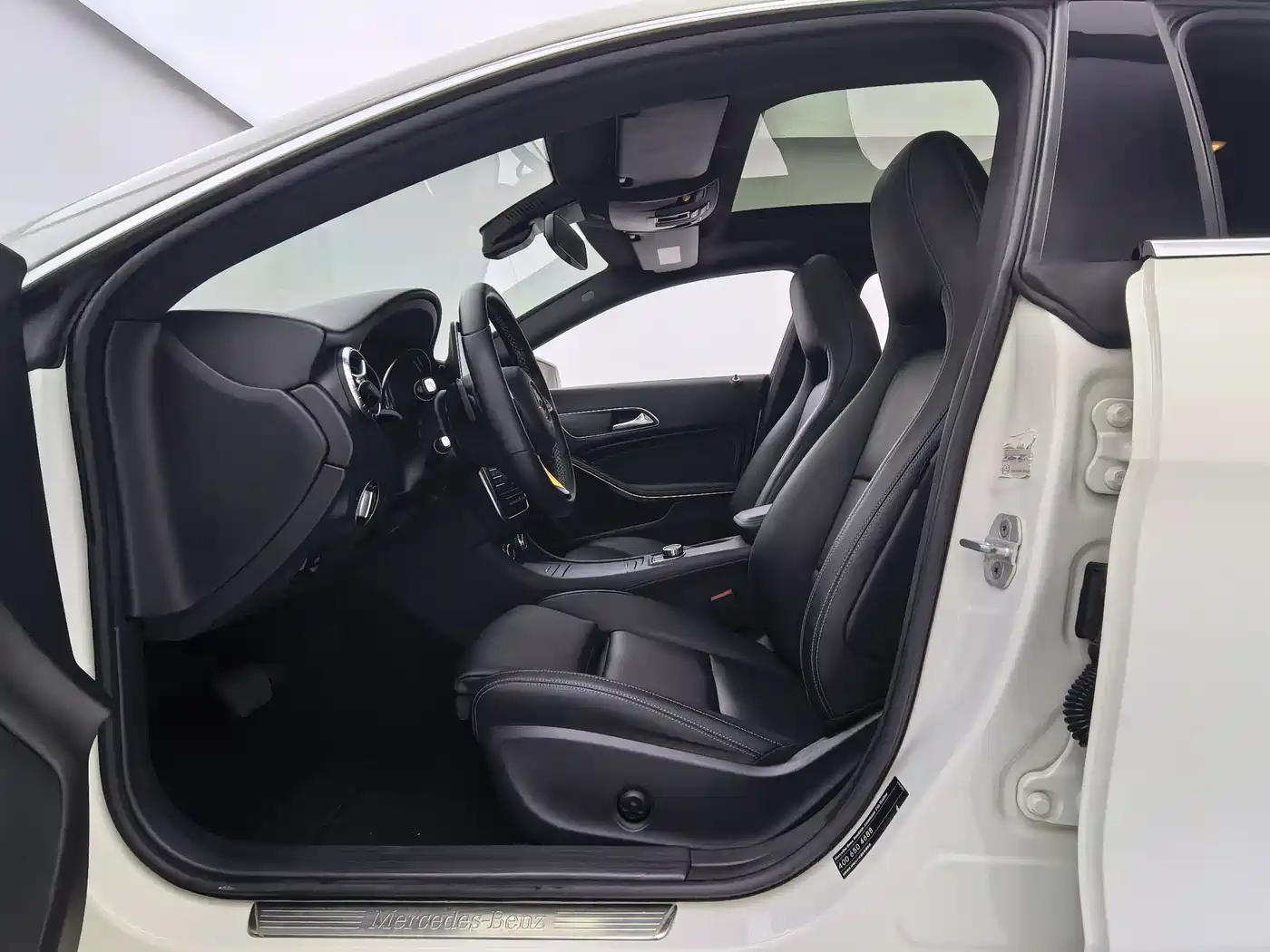 Mercedes-Benz CLA (Import) 2016 CLA 200 Fashion фото 15