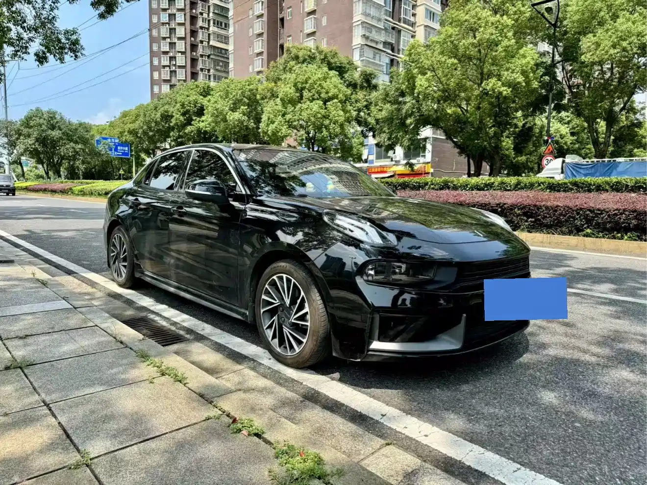 Lynk & Co 03 2019 2.0TD Auto Power Version