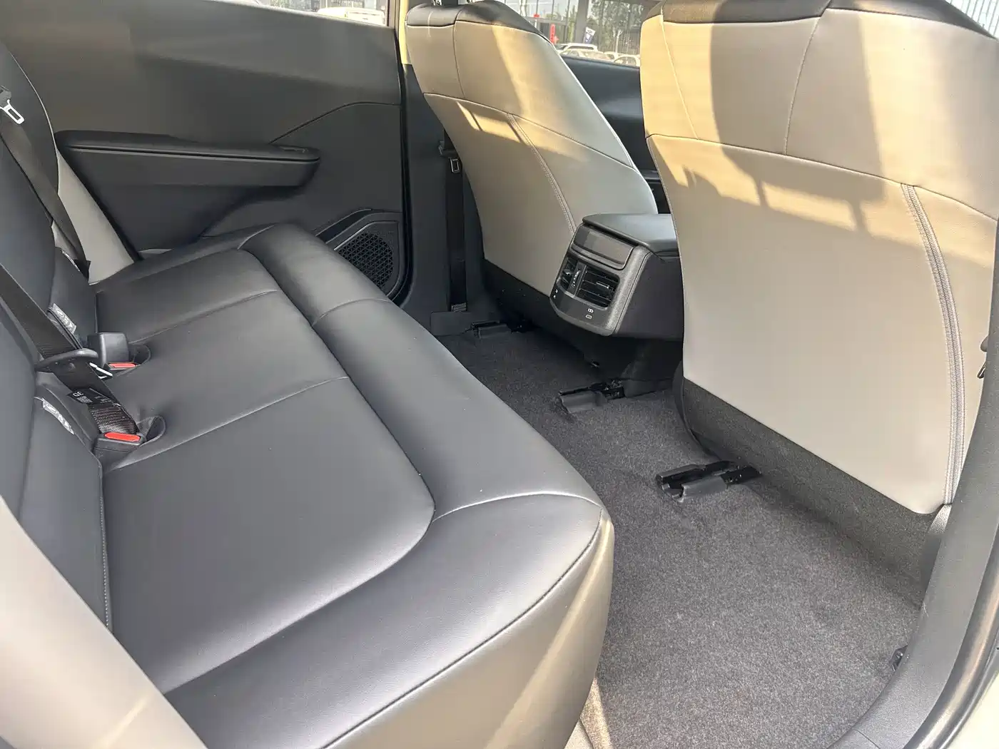 Toyota bZ3 2023 517km Elite PRO фото 10