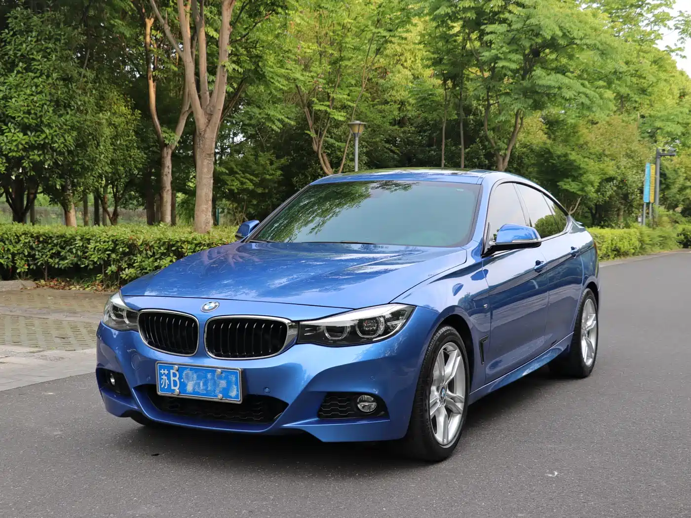BMW 3 Series GT 2020 320i M Sport Package фото 2