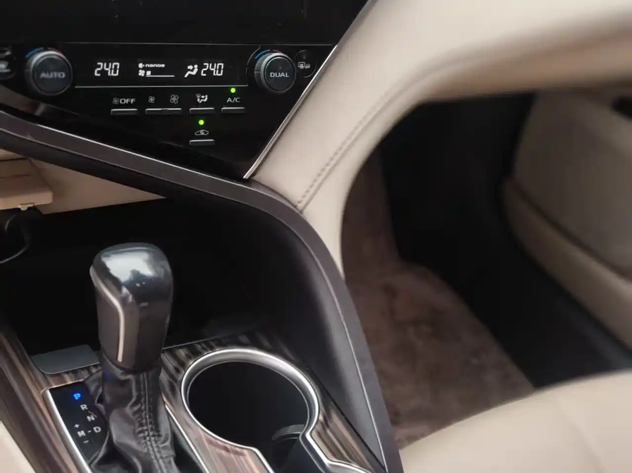 Toyota Camry 2019 Facelift 2.0G Luxury Edition фото 9