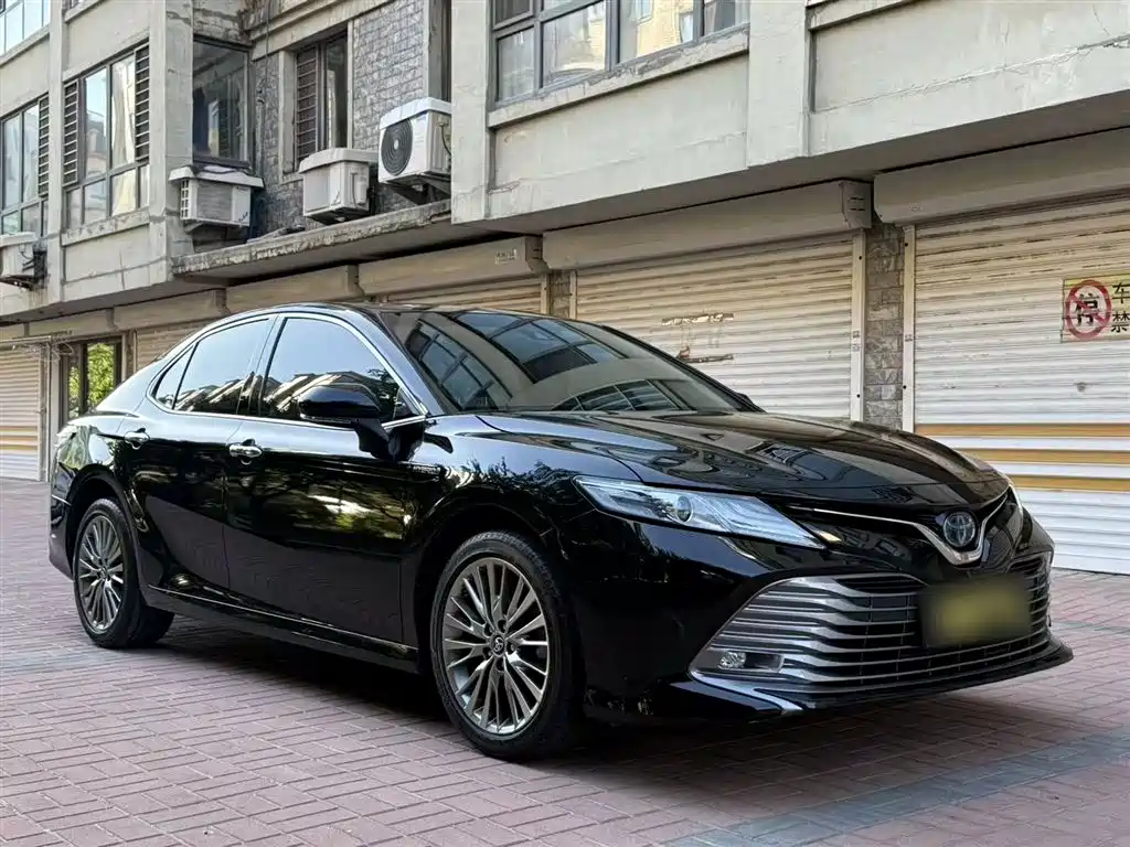 Toyota Camry 2019 Hybrid 2.5HG Luxury Edition China V фото 5