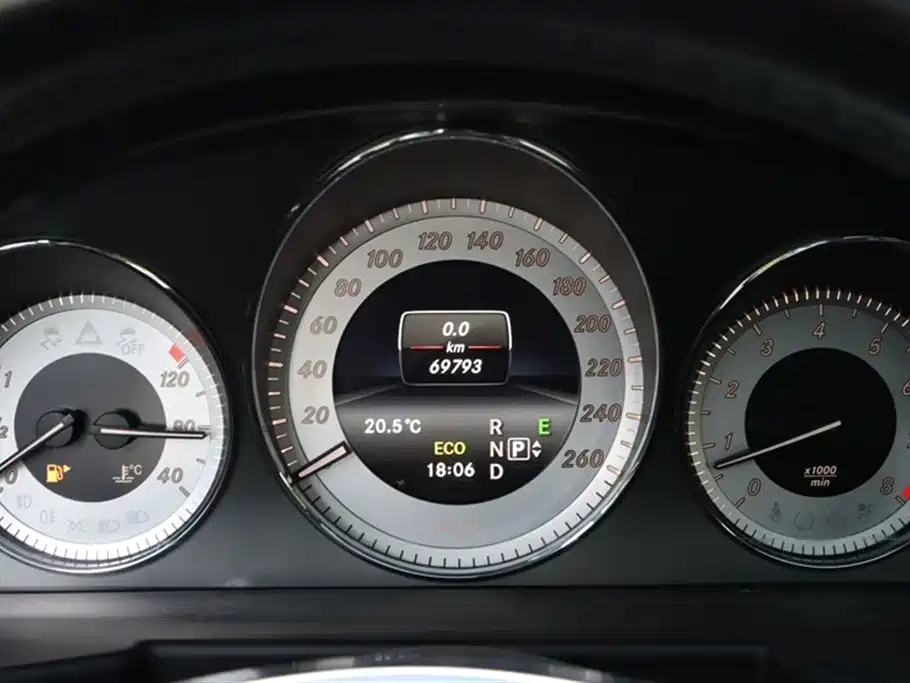 Mercedes-Benz GLK-Class 2015 GLK 260 4MATIC Dynamic Ultimate Edition фото 9