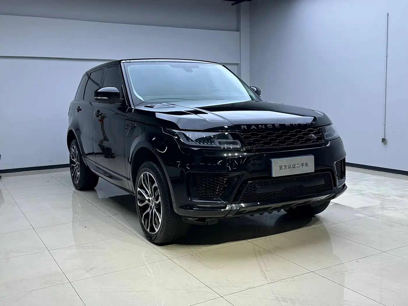 Land Rover Range Rover Sport 2015 3.0 SC V6 HSE DYNAMIC фото 3