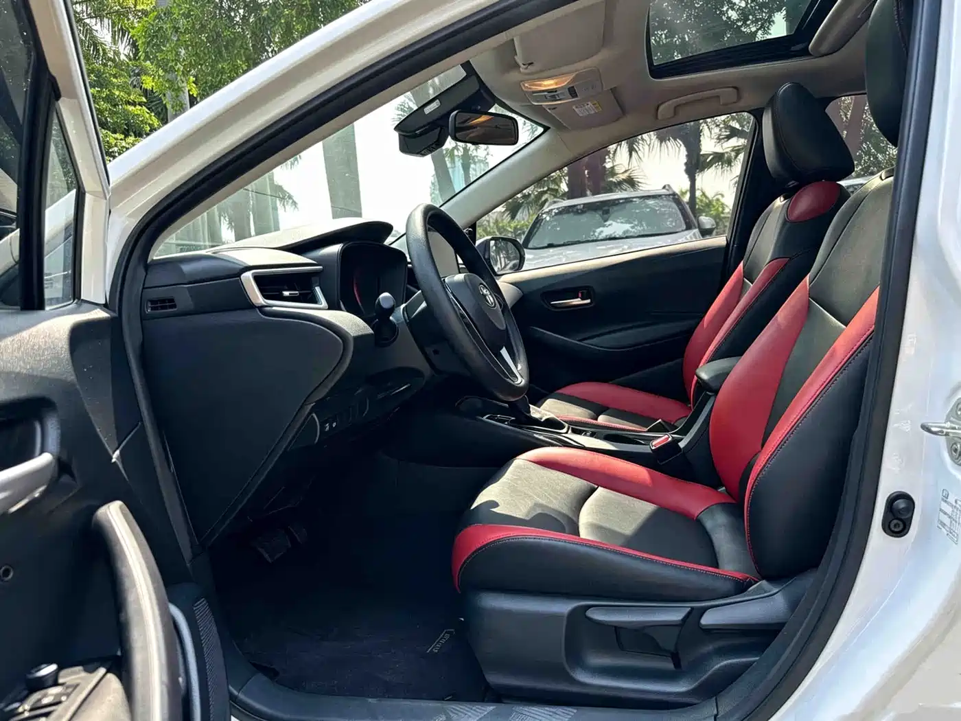 Toyota Corolla 2021 1.2T S-CVT Elite PLUS Edition фото 9