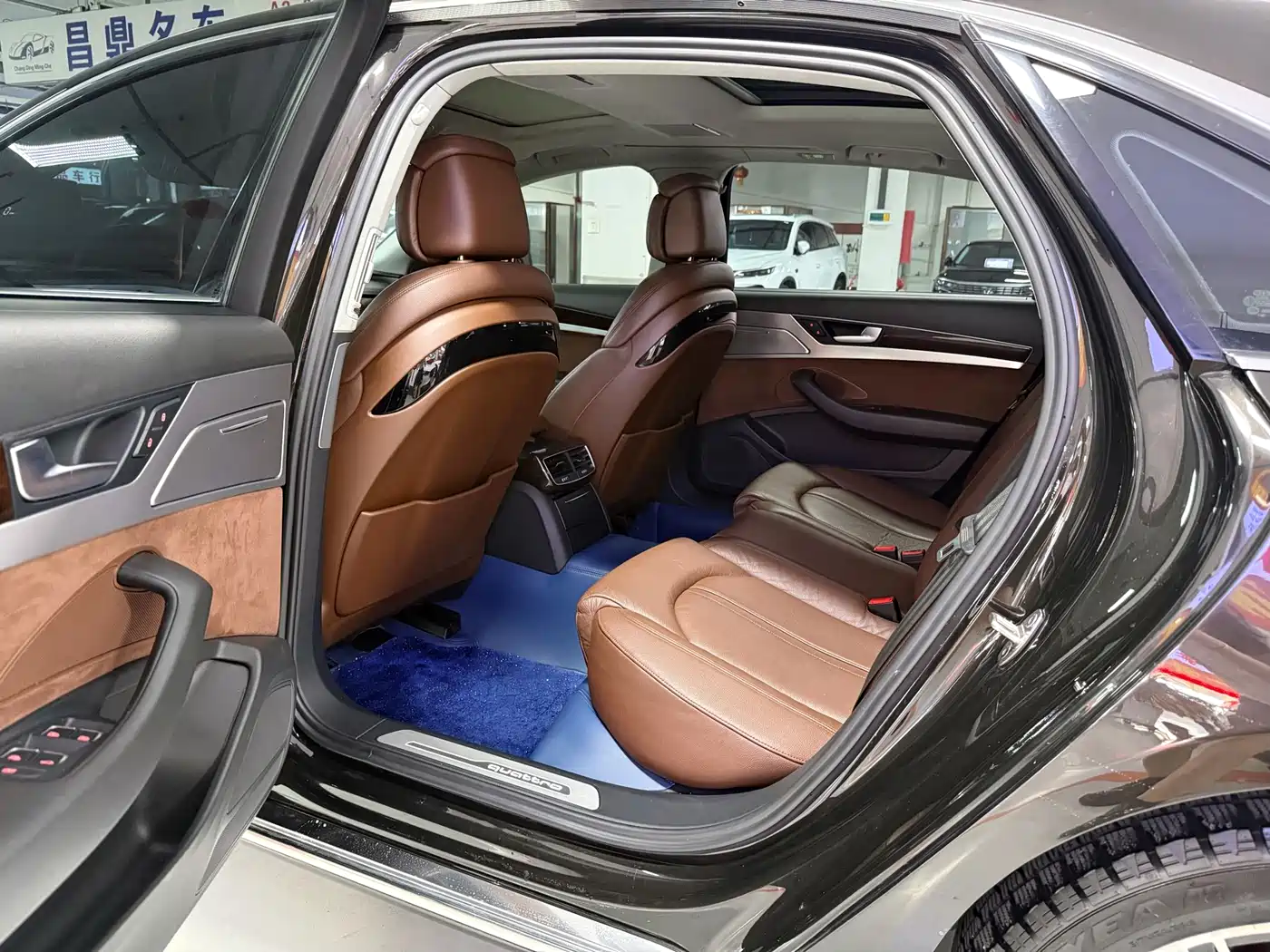 Audi A8 2016 A8L 45 TFSI quattro Comfort фото 9
