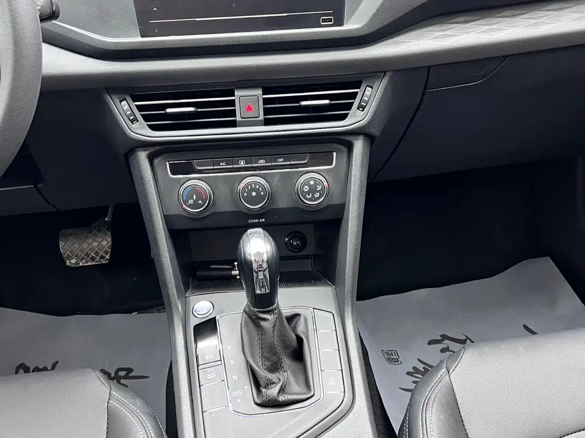 Volkswagen Tharu 2022 280TSI 2WD Trend фото 11