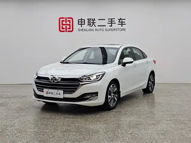 BAIC BEIJING U7