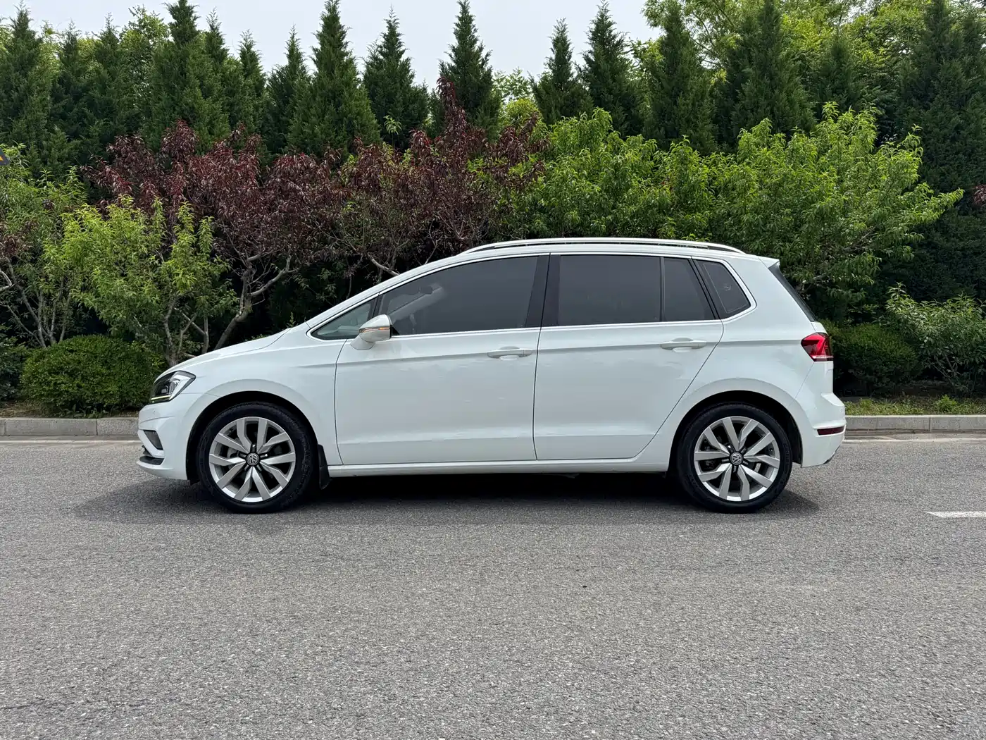 Volkswagen Golf Sportsvan 2019 280TSI Automatic Voyager China V фото 4