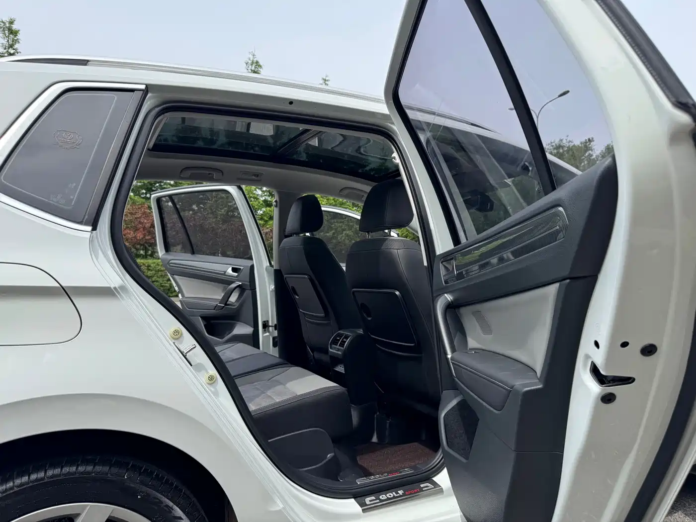 Volkswagen Golf Sportsvan 2019 280TSI Automatic Voyager China V фото 18